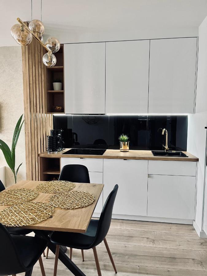 Nowoczesny Apartament Z Garazem Morelova グダニスク エクステリア 写真
